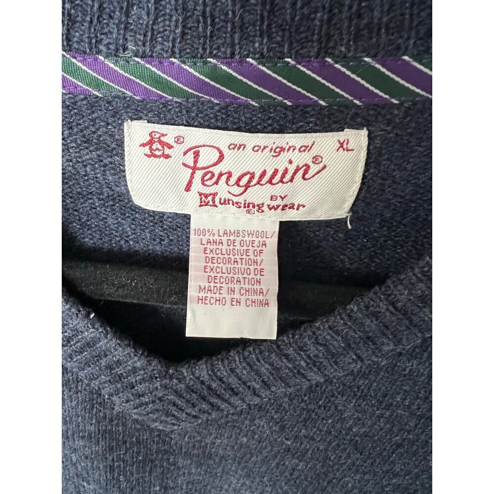 Men's 100% Lambswool Sweater, Penguin by Munsingwear, XL, Navy, Vneck - Picture 3 of 9